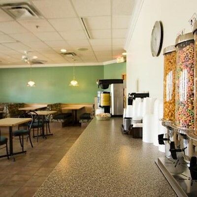 The Kanata Inns Invermere Zewnętrze zdjęcie